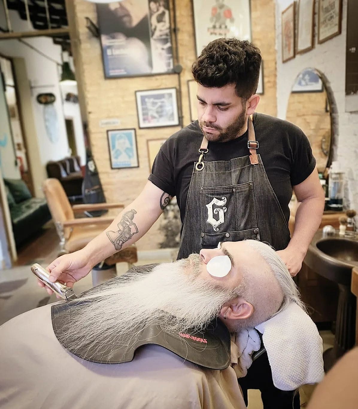 La Guarida Barberos