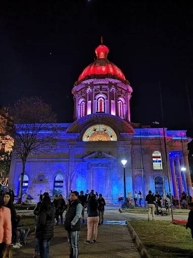 Oratorio Nuestra Señora de La Asunción y Panteón Nacional de Los Héroes